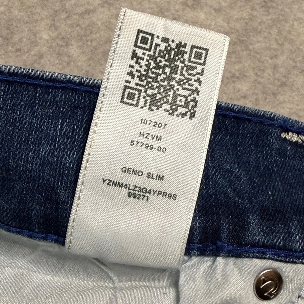 True Religion Geno Relaxed Slim Mens Jeans Size 36 Blue Stretch Denim Med. Wash
